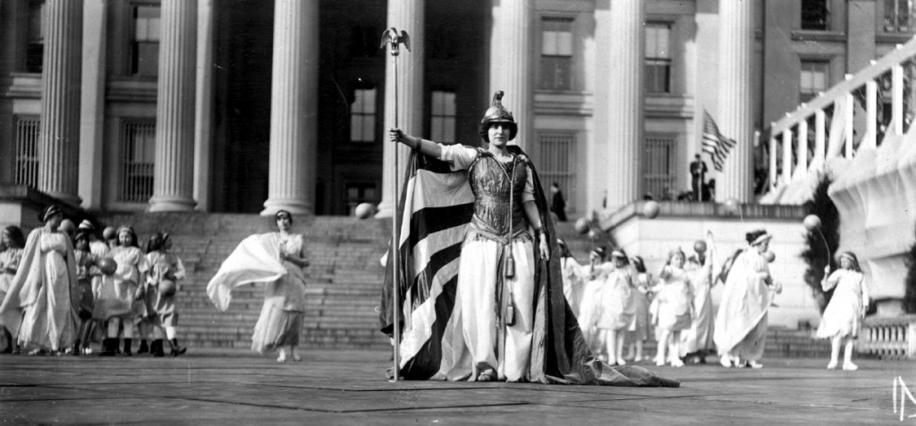 Suffrage_pageant_Washington_1913